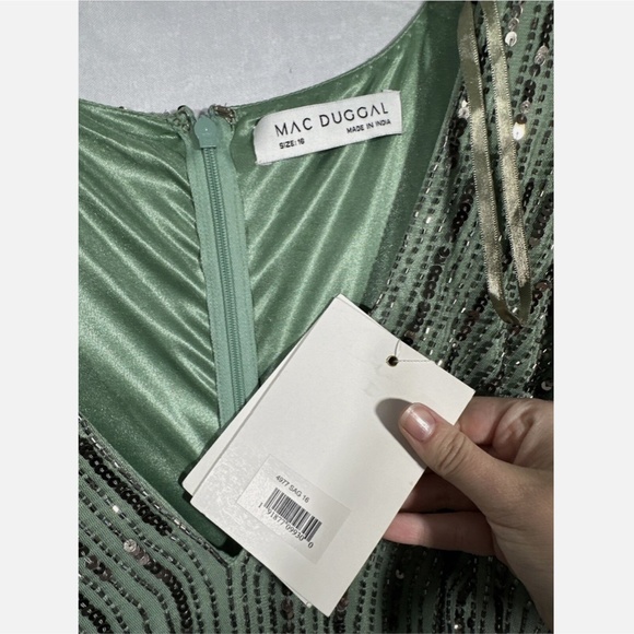 NEW $598 Mac Duggal [ 16 ] Sequined Illusion Long Sleeve A-line Gown‎ Sage Green - Picture 11 of 14